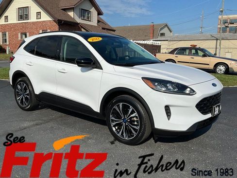 Used 2022 Ford Escape SE w/ SE Sport Appearance Package AWD/4WD image 1