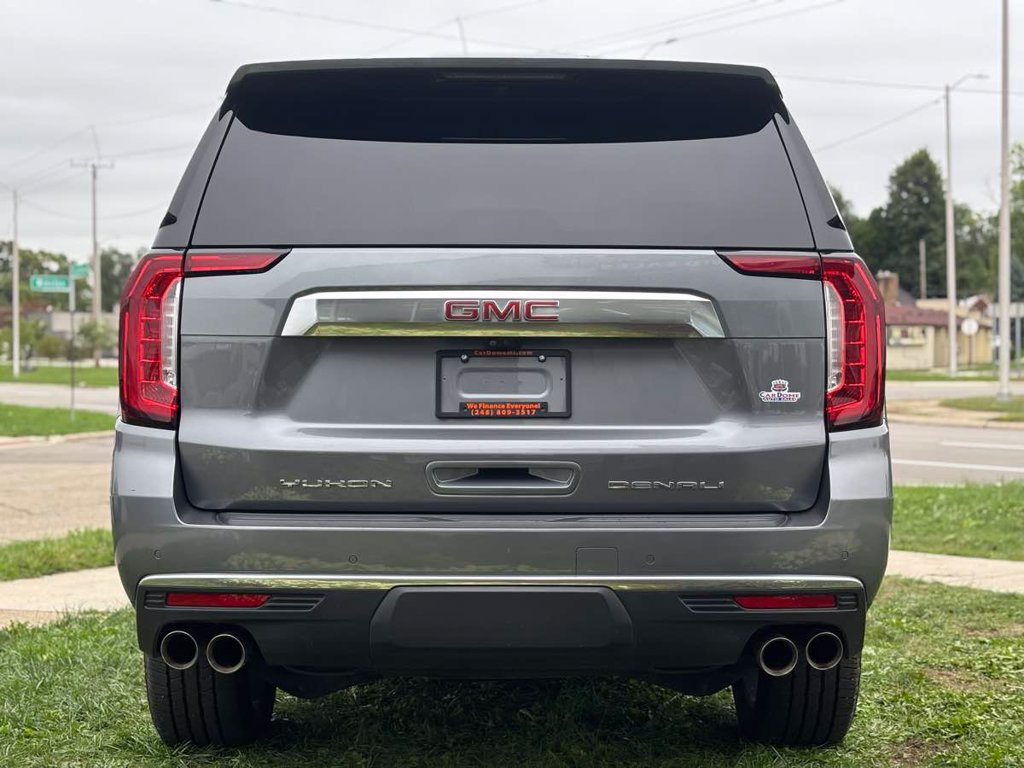Used 2021 GMC Yukon XL Denali w/ Denali Ultimate Package AWD/4WD image 13