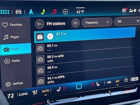 New 2025 Volkswagen ID.4 Pro image 17