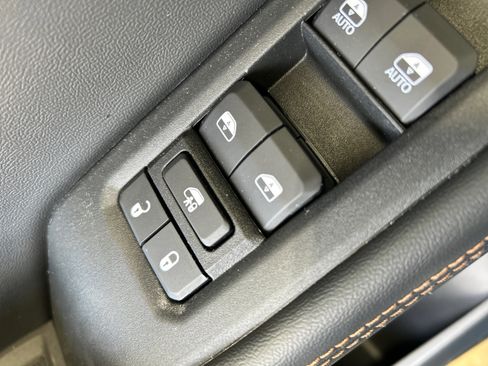 New 2026 Jeep Cherokee Limited AWD/4WD image 31