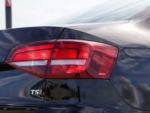 Used 2017 Volkswagen Jetta S FWD image 10