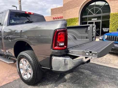 Used 2025 RAM 2500 Big Horn AWD/4WD image 12