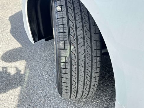 Used 2026 Toyota Corolla LE image 8