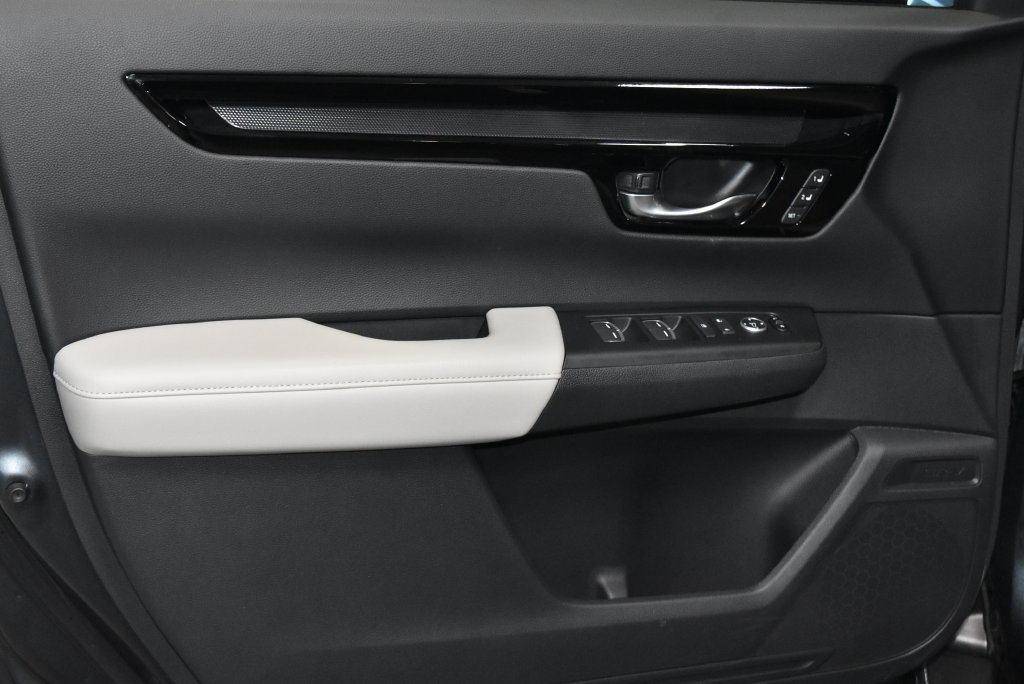 Used 2024 Honda CR-V EX-L image 4