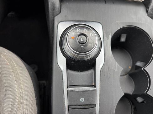 Used 2020 Ford Escape SE image 37