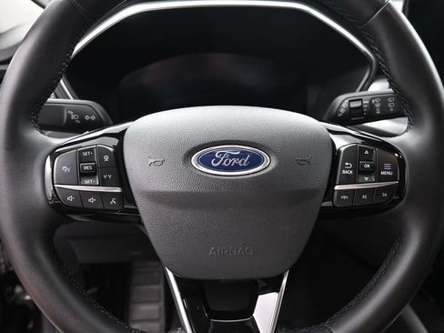 Used 2024 Ford Escape Platinum AWD/4WD image 18