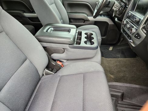 Used 2018 Chevrolet Silverado 1500 LT w/ All Star Edition AWD/4WD image 17