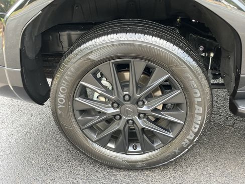 Used 2024 Lexus GX 550 w/ Cold Area Package AWD/4WD image 13