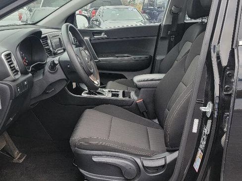 Used 2019 Kia Sportage LX image 17