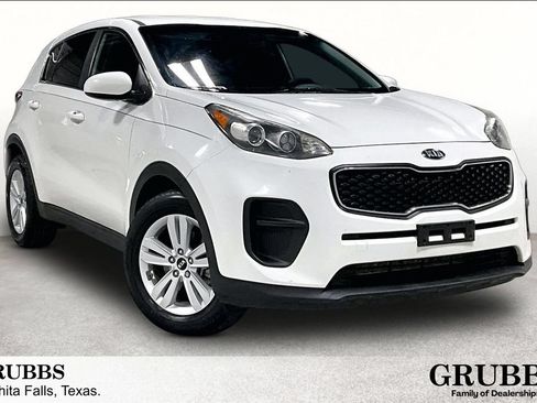 Used 2018 Kia Sportage LX FWD image 1
