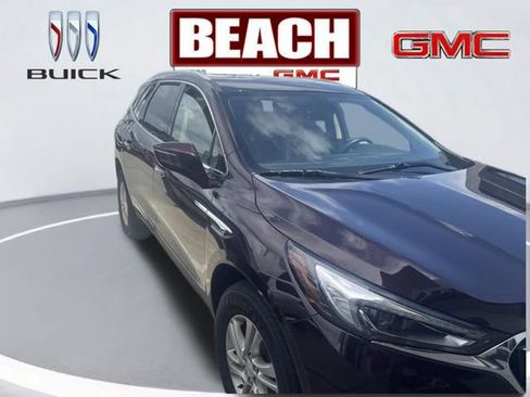 Used 2018 Buick Enclave Essence FWD image 8