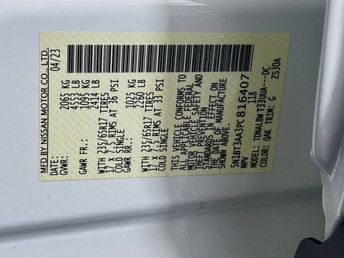 Used 2023 Nissan Rogue S image 12