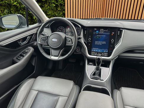 Used 2023 Subaru Outback Onyx Edition image 5