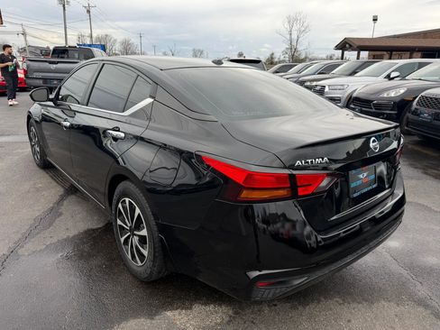 Used 2019 Nissan Altima 2.5 S FWD image 5