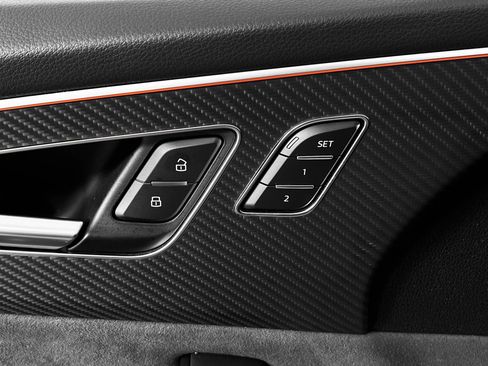 Certified 2024 Audi SQ8 Prestige image 22