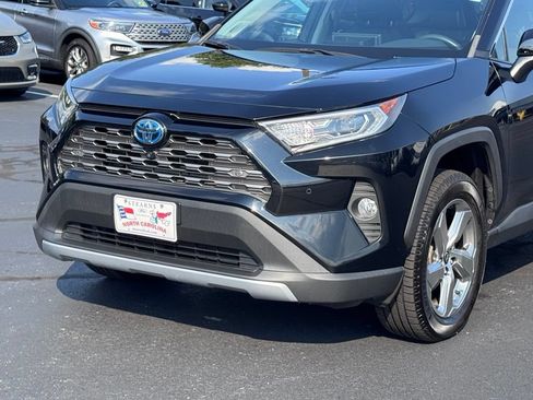 Used 2021 Toyota RAV4 Limited AWD/4WD image 35