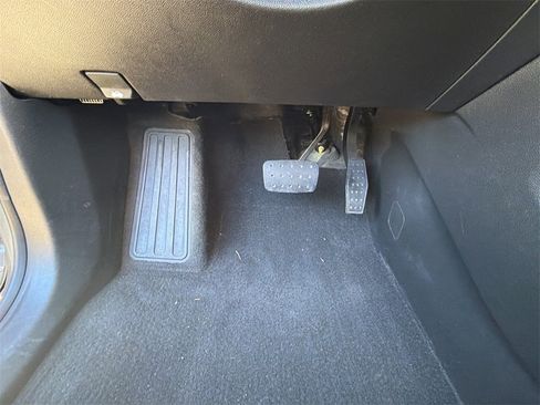 Used 2018 Chevrolet Traverse Premier w/ Driver Confidence II Package image 31