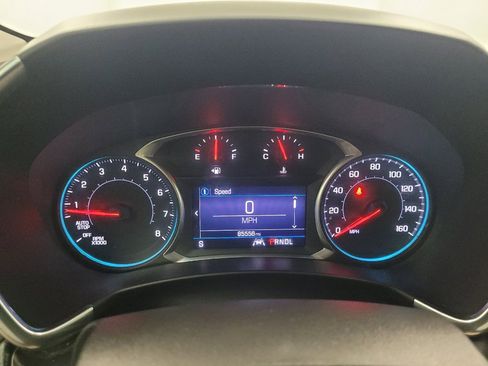 Used 2021 Chevrolet Equinox LT FWD image 23