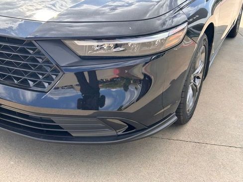 Used 2023 Honda Accord EX image 4
