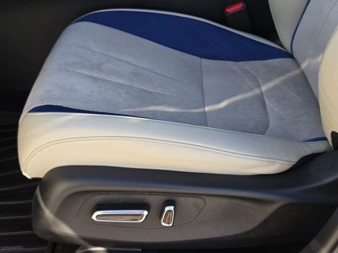 Certified 2025 Acura ADX A-Spec image 32