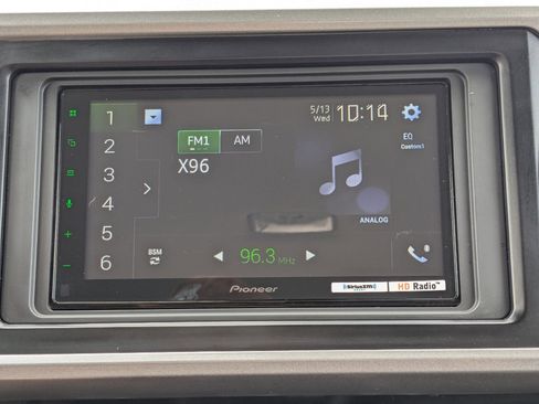 Used 2018 Toyota Tacoma SR5 AWD/4WD image 18