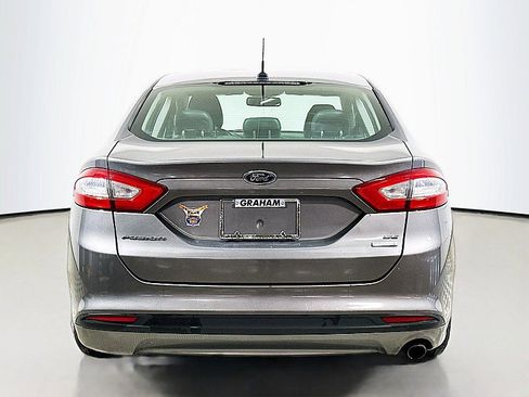 Used 2013 Ford Fusion SE image 6