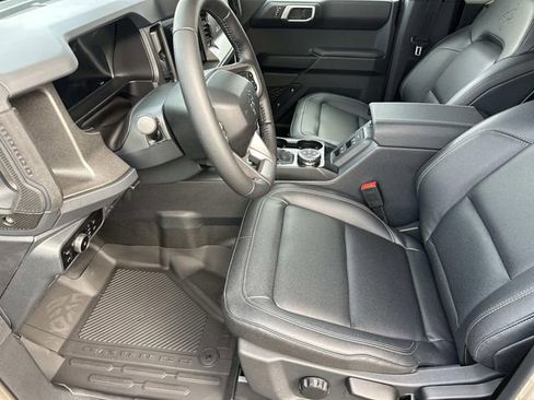 New 2025 Ford Bronco Badlands image 21