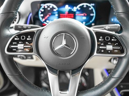 Certified 2023 Mercedes-Benz EQB 300 4MATIC image 16