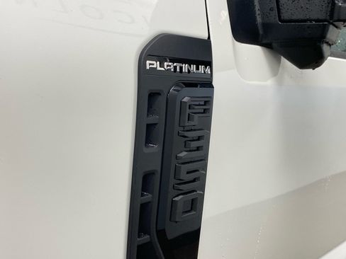 New 2026 Ford F350 Platinum w/ FX4 Off-Road Package AWD/4WD image 13