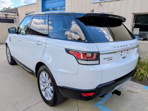 Used 2015 Land Rover Range Rover Sport HSE AWD/4WD image 4