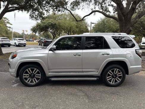 Used 2020 Toyota 4Runner Limited image 3