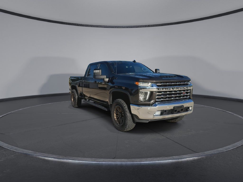 Used 2021 Chevrolet Silverado 2500 LTZ w/ LTZ Convenience Package AWD/4WD image 3
