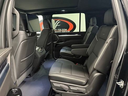 Used 2026 Cadillac Escalade ESV Sport w/ Touring Package image 14