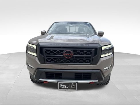 Used 2023 Nissan Frontier Pro-X w/ Technology Package RWD image 2