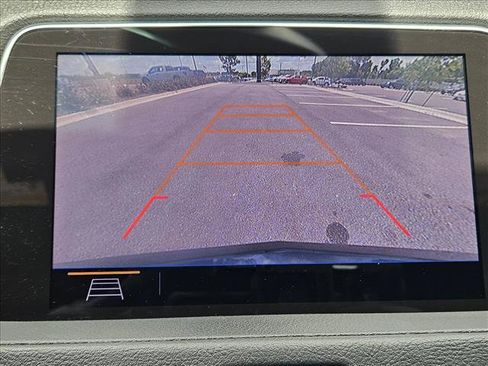 Used 2019 Cadillac XT4 Sport w/ Cold Weather Package FWD image 13