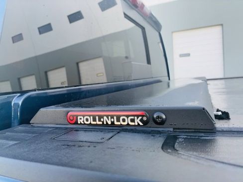 Used 2023 GMC Sierra 3500 AT4 w/ AT4 Premium Plus Package image 9