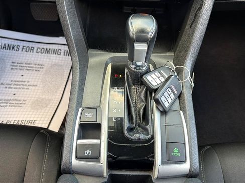 Used 2021 Honda Civic EX image 29