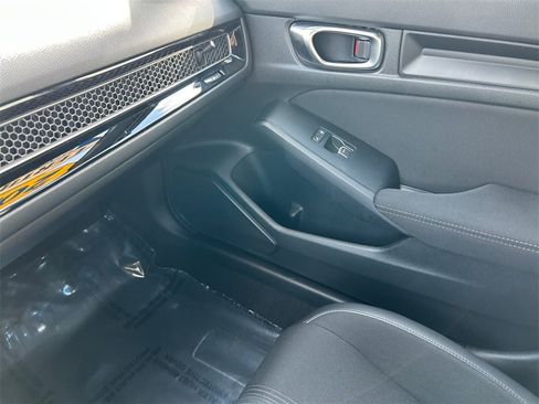 Certified 2023 Honda Civic Sport image 16