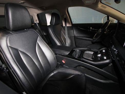 Used 2023 Lincoln Nautilus FWD image 24