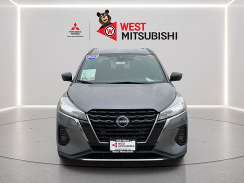Used 2023 Nissan Kicks SR image 6