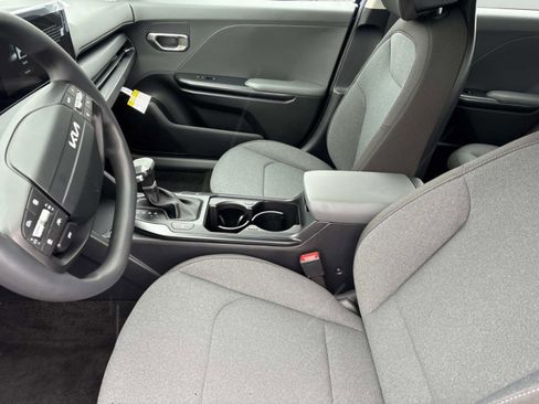 New 2025 Kia K4 LXS image 20