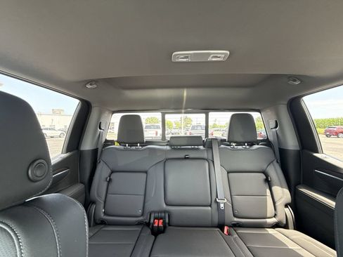 Used 2026 GMC Sierra 1500 SLT w/ SLT Premium Package AWD/4WD image 28