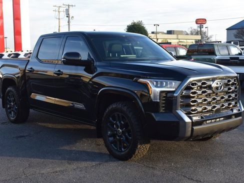 Used 2025 Toyota Tundra Platinum image 3