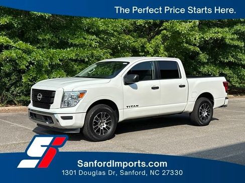 Used 2024 Nissan Titan SV w/ Accessory Utility Package AWD/4WD image 1
