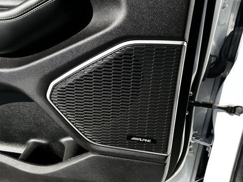 Used 2022 Jeep Grand Cherokee L Limited w/ MOPAR Finishing Package image 12