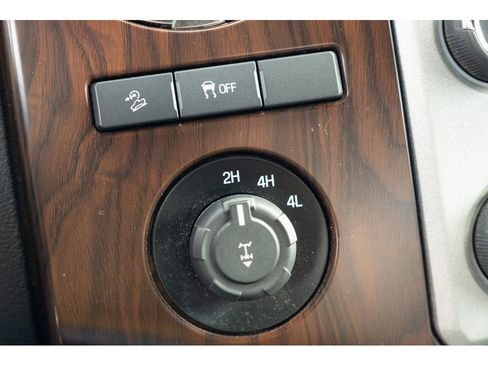 Used 2016 Ford F250 Lariat w/ Lariat Ultimate Package image 24