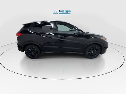 Used 2021 Honda HR-V Sport image 3