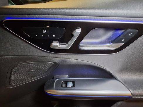 Used 2022 Mercedes-Benz C 300 Sedan image 23