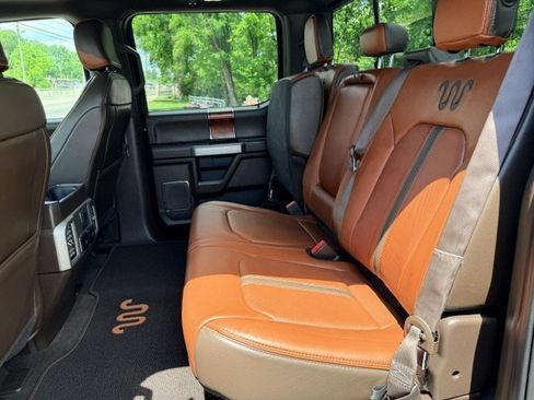 Used 2019 Ford F150 King Ranch w/ Equipment Group 601A Luxury AWD/4WD image 13
