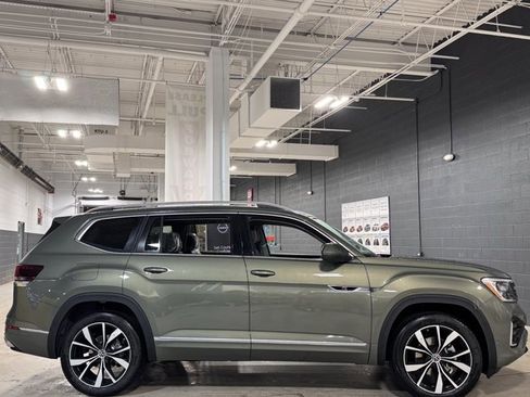 New 2026 Volkswagen Atlas SEL Premium R-Line image 8